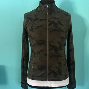 LULULEMON DEFINE GREEN CAMO JACKET , sz12